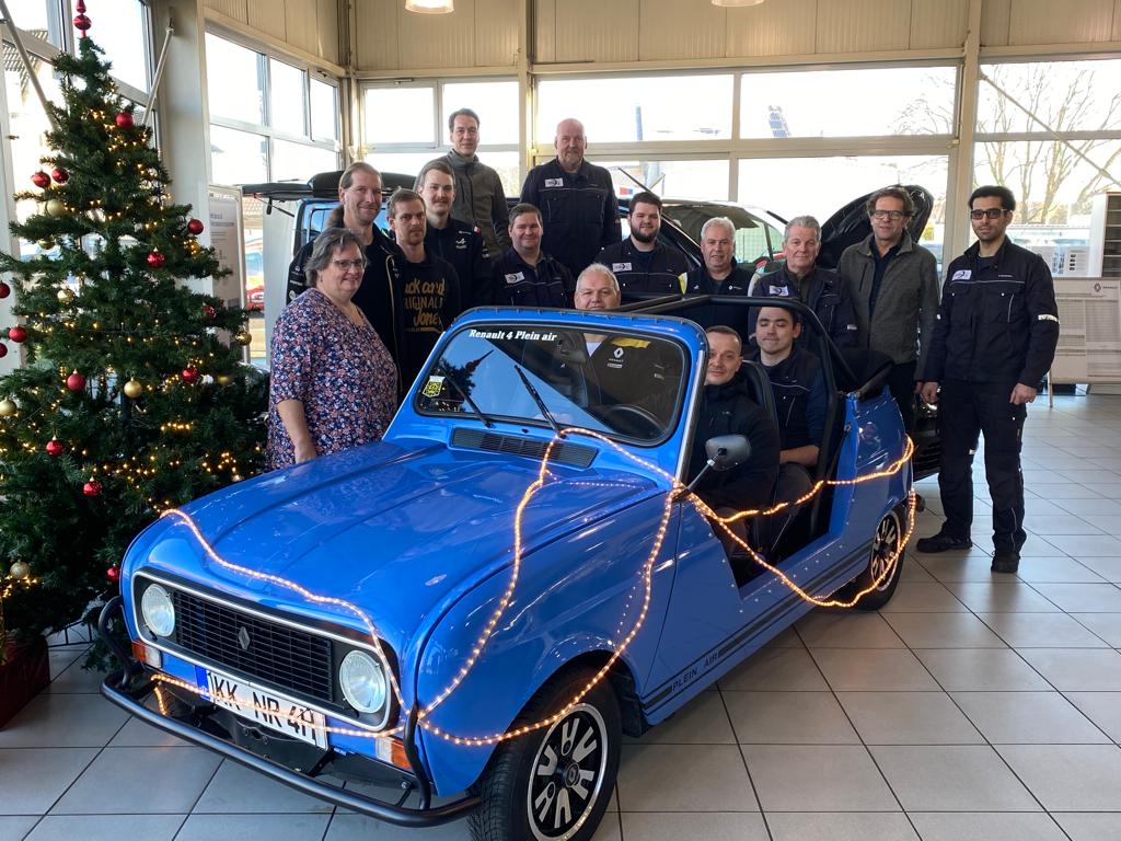 Autohaus Schouren wünscht Frohe Weihnachten