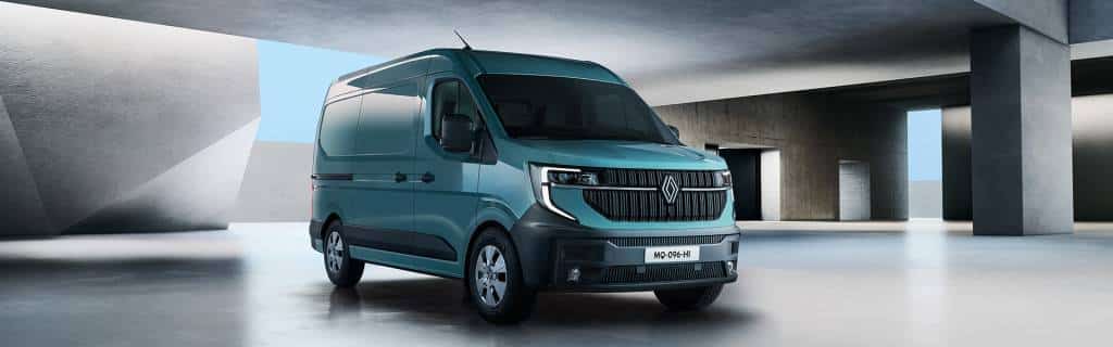 Renault Master Kastenwagen in Front-Seitenansicht