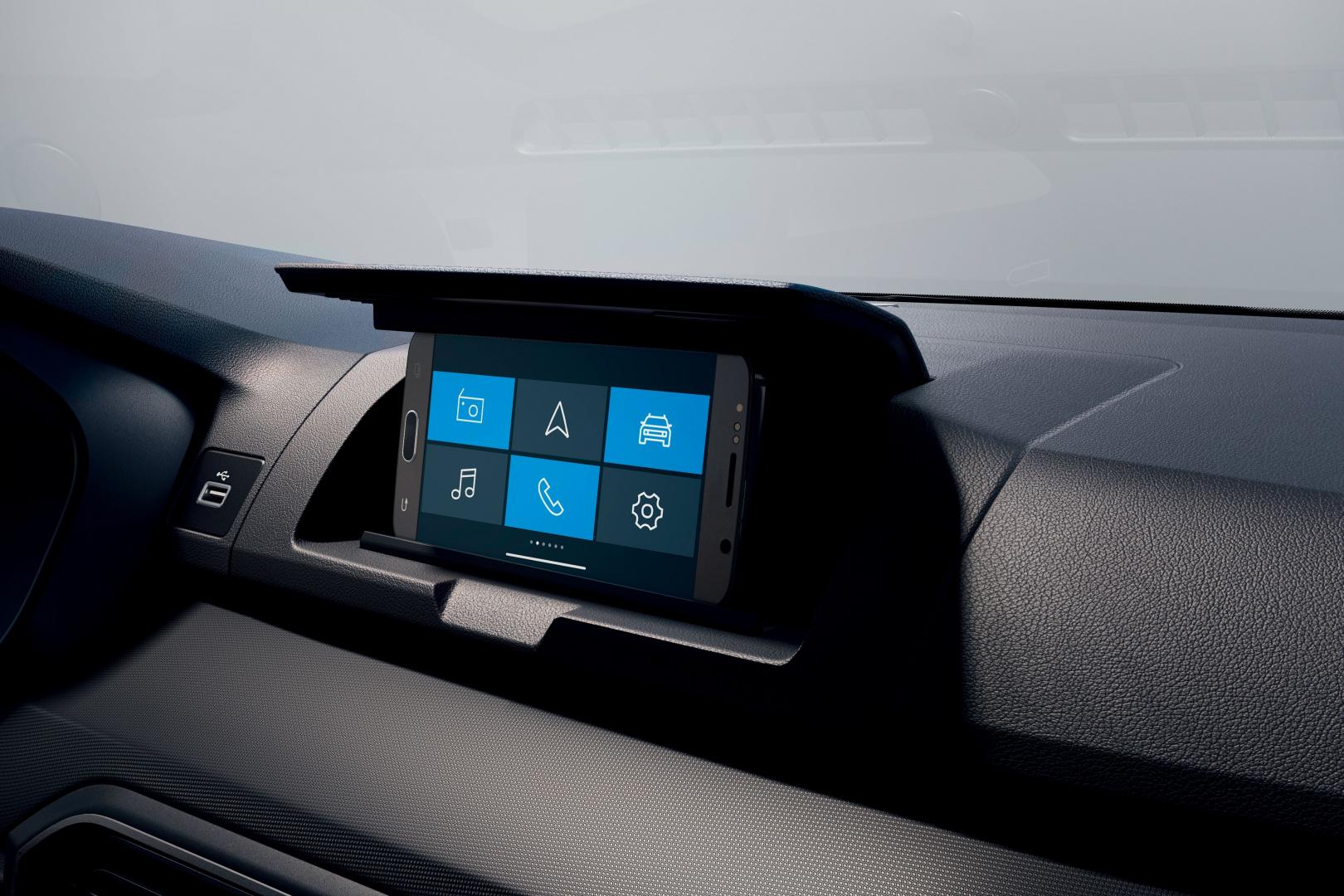 Das Infotainment des Dacia SANDERO Autohaus Schouren