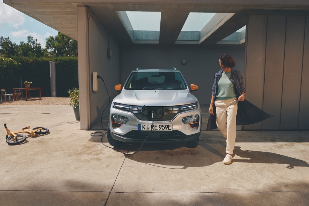 Dacia Spring Electric - Laden Autohaus Schouren