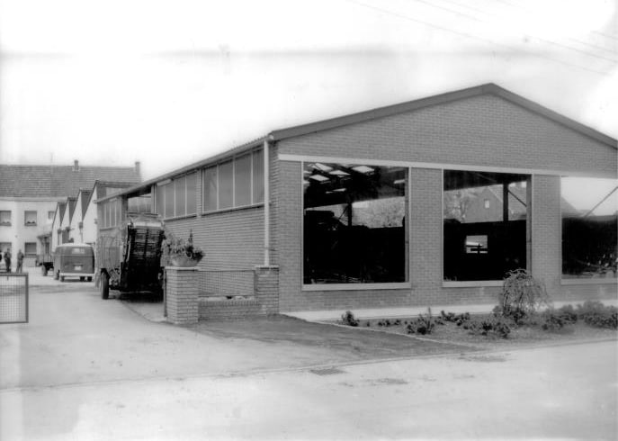 Werkstatt und Verkauf von Landmaschinen