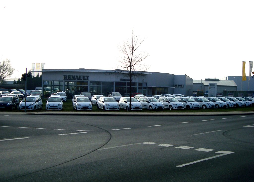 Autohaus Schouren betreut Fuhrpark des britischen Militärs