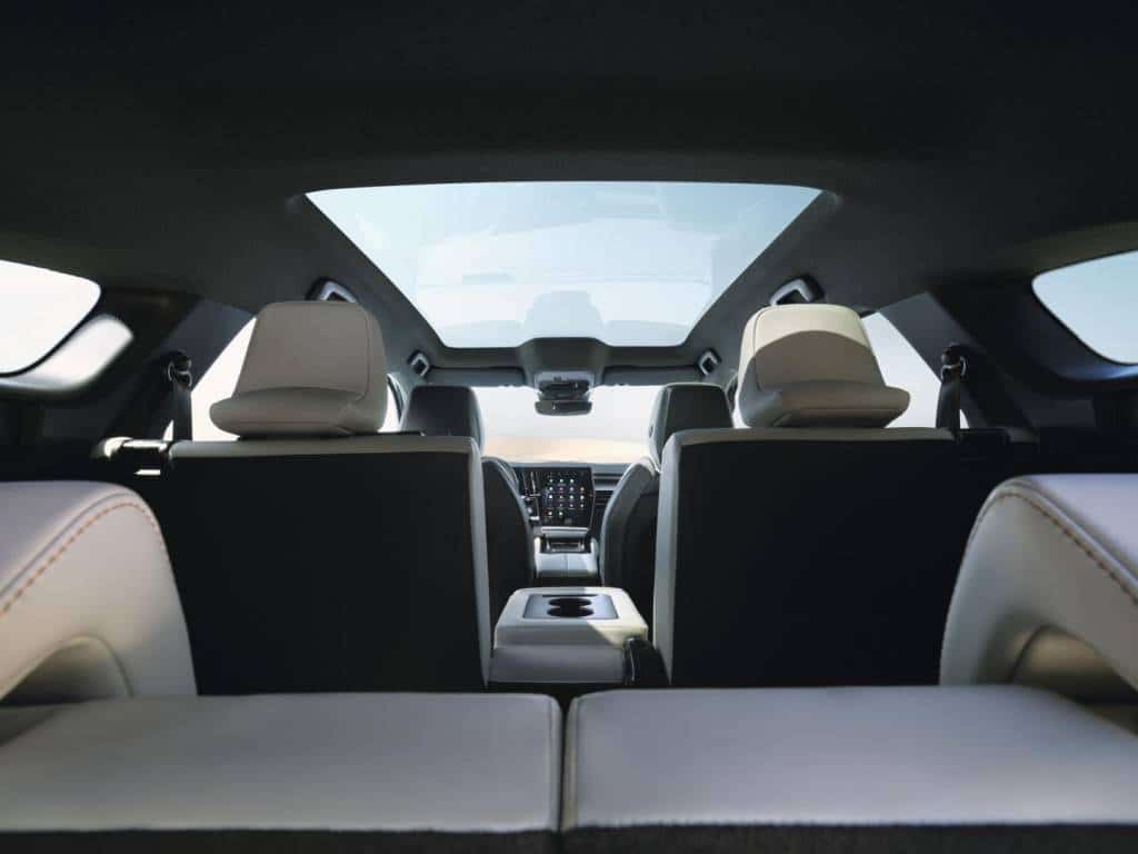 Raumangebot und Ambiente erster Klasse beim Renault ESPACE Autohaus Schouren