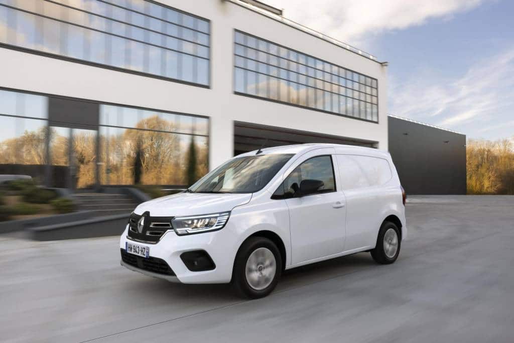 Kraftvoller Elektromotor für entspanntes Fahren beim Renault KANGOO E-TECH electric Autohaus Schouren