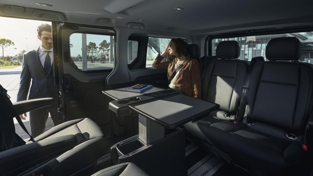 Renault TRAFIC Combi SpaceClass Business Shuttle Autohaus Schouren