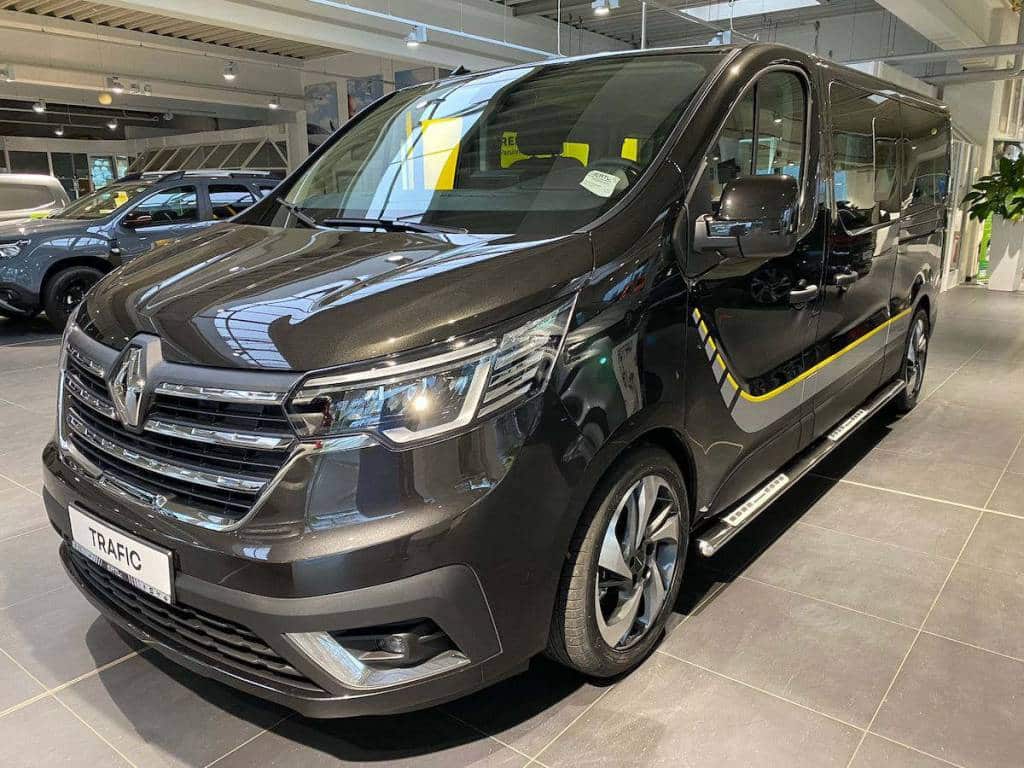 TRAFIC Umbau zum Camper Außenansicht