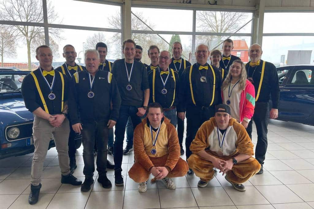 Altweiber im Autohaus Schouren - Team